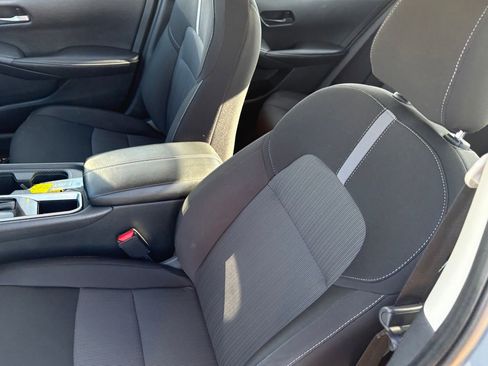 Certified 2025 Nissan Sentra SV FWD image 31