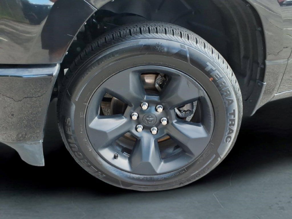 Used 2019 RAM 1500 Big Horn AWD/4WD image 16