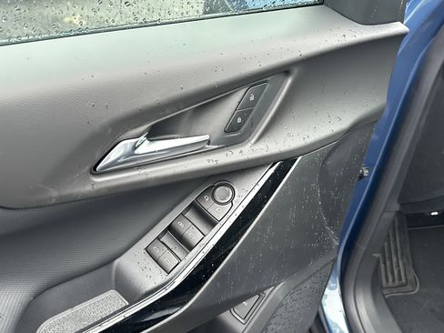 New 2026 Chevrolet Equinox LT w/ Convenience Package II image 15