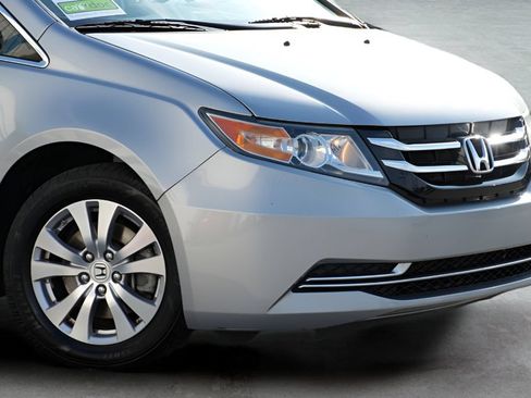 Used 2016 Honda Odyssey EX-L image 3
