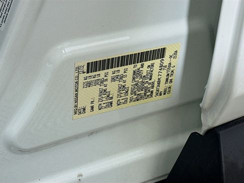 Used 2023 Nissan Rogue S AWD/4WD image 12