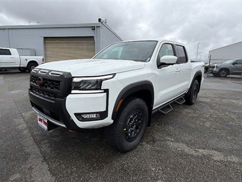 New 2026 Nissan Frontier PRO-4X w/ Pro-4x Convenience Package image 1