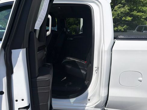 Certified 2026 GMC Sierra 1500 SLE w/ X31 Off-Road Package AWD/4WD image 24