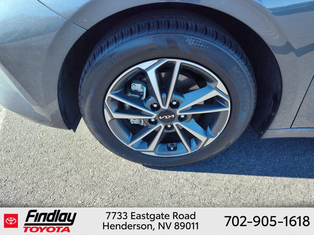 Used 2023 Kia Forte LXS FWD image 29