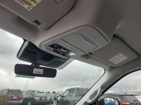 New 2026 Lincoln Navigator Premiere image 30