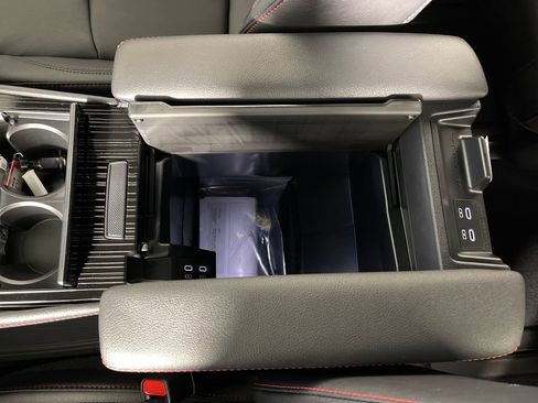New 2026 Toyota Sienna XSE FWD image 23