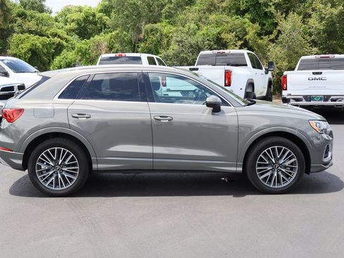 Used 2022 Audi Q3 2.0T Premium AWD/4WD image 10