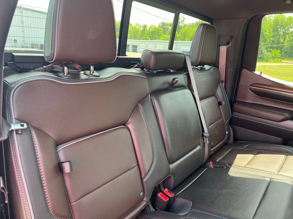 Used 2023 GMC Sierra 1500 Denali w/ Denali Reserve Package AWD/4WD image 18
