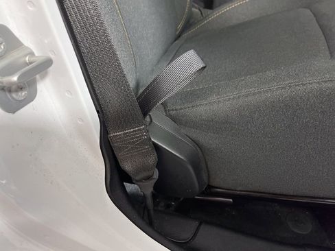 Used 2024 Jeep Gladiator Sport image 6