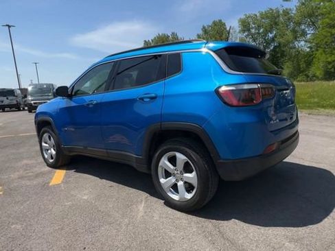 Used 2018 Jeep Compass Latitude w/ Popular Equipment Group AWD/4WD image 6