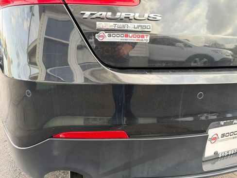 Used 2015 Ford Taurus SHO w/ Equipment Group 401A image 64