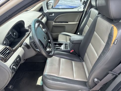 Used 2009 Mercury Sable Premier FWD image 7