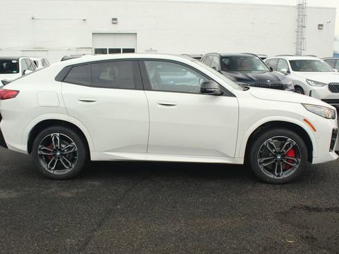 New 2026 BMW X2 xDrive28i w/ M Sport Package image 10