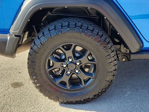 Used 2021 Jeep Wrangler Unlimited Sport image 12