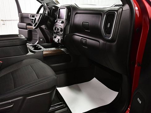 Used 2019 Chevrolet Silverado 1500 RST image 29