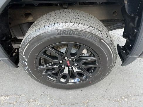 Used 2024 GMC Sierra 1500 Elevation AWD/4WD image 9