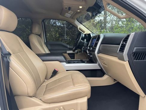 Used 2021 Ford F250 Lariat w/ Lariat Value Package image 12