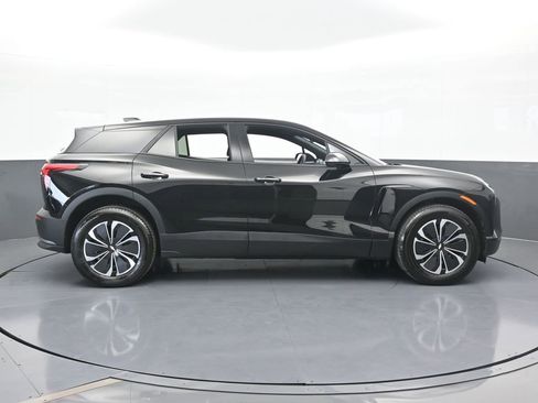 Used 2025 Chevrolet Blazer EV LT image 7