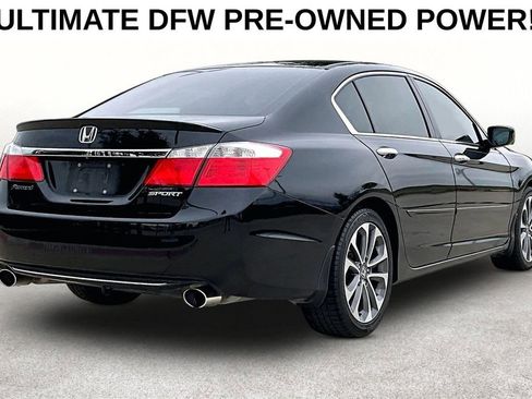 Used 2015 Honda Accord Sport image 14