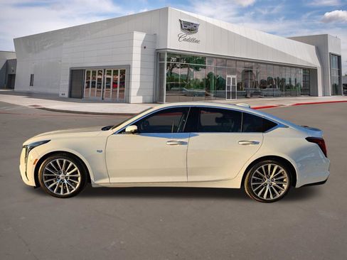 New 2026 Cadillac CT5 Premium Luxury image 2