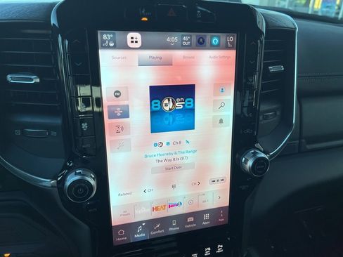 New 2026 RAM 2500 Laramie w/ Night Edition AWD/4WD image 15