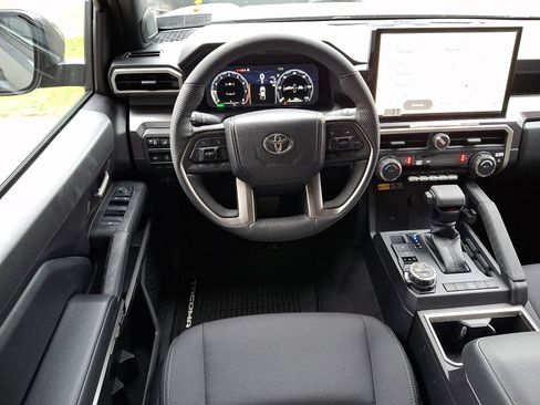 New 2026 Toyota Tacoma TRD Off-Road AWD/4WD image 7
