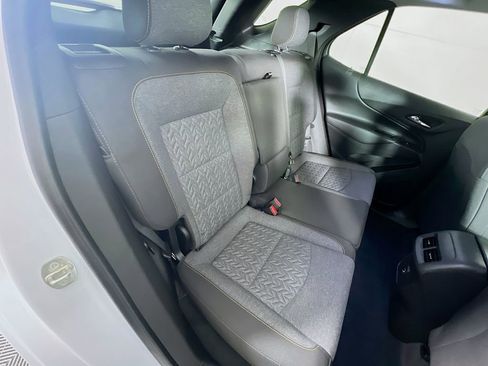 Used 2022 Chevrolet Equinox LT image 25