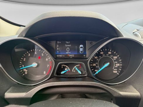 Used 2019 Ford Escape SE FWD image 13