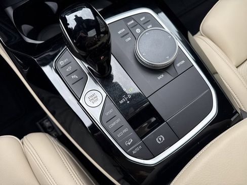 Certified 2024 BMW X4 M40i w/ Premium Package image 22