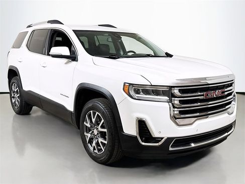 Used 2023 GMC Acadia SLT image 3