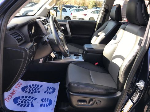 Certified 2019 Toyota 4Runner SR5 Premium image 25