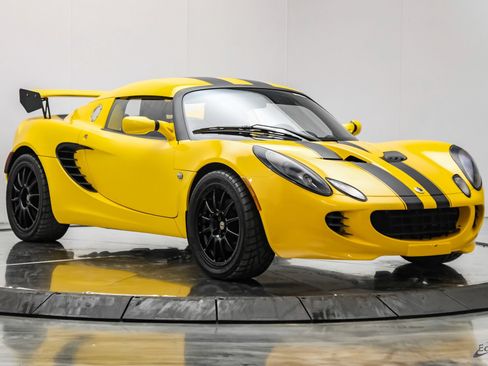Used 2005 Lotus Elise RWD image 32