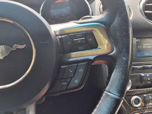 Used 2015 Ford Mustang Coupe image 19