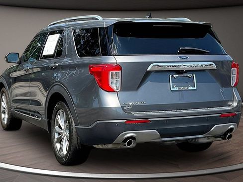 Used 2022 Ford Explorer Limited RWD image 5