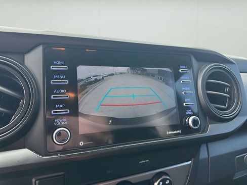 Used 2020 Toyota Tacoma SR w/ SX Package image 21