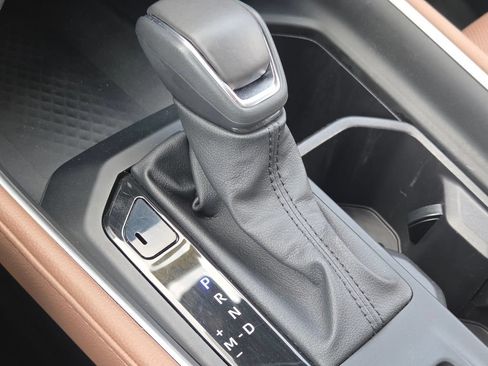 Used 2025 Toyota Grand Highlander AWD image 43