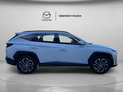 Used 2025 Hyundai Tucson Limited FWD image 6