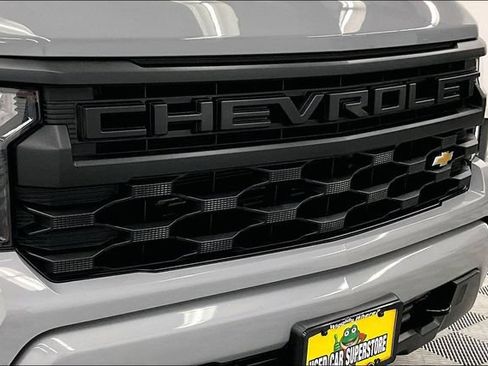 Used 2024 Chevrolet Silverado 1500 Custom w/ LPO, Dark Essentials Package AWD/4WD image 31
