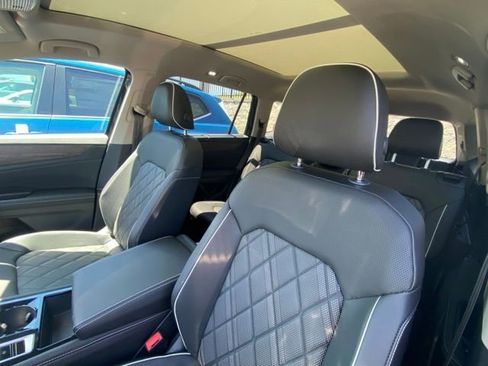 Used 2026 Volkswagen Atlas SEL Premium R-Line AWD/4WD image 12