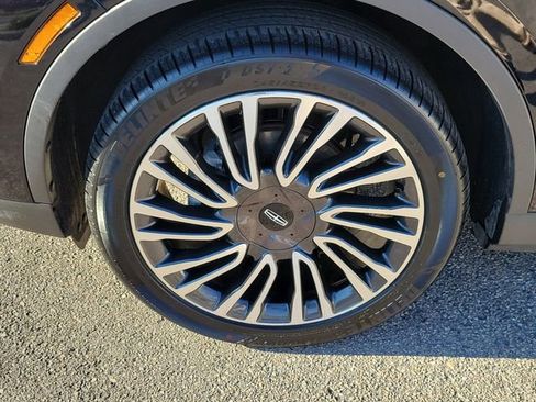 Certified 2022 Lincoln Corsair Reserve image 8