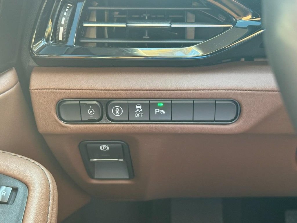 Certified 2024 Acura MDX w/ Technology Package AWD/4WD image 23