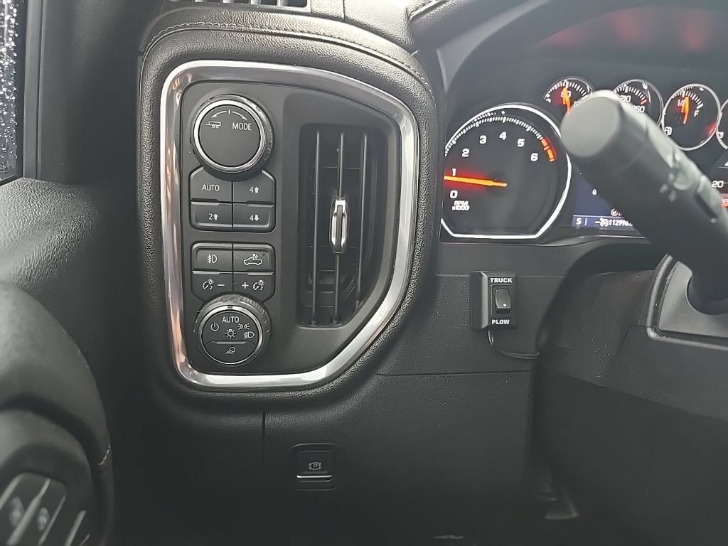 Used 2020 Chevrolet Silverado 2500 LTZ AWD/4WD image 22