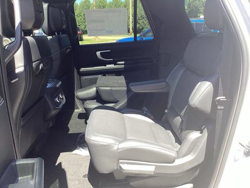 New 2026 Ford Expedition Max Platinum w/ Stealth Appearance Package AWD/4WD image 18