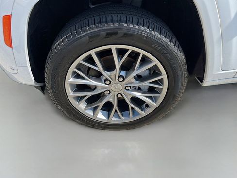 Used 2025 Jeep Grand Cherokee Summit image 34