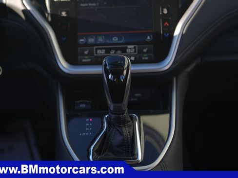 Used 2022 Subaru Outback Premium AWD/4WD image 36