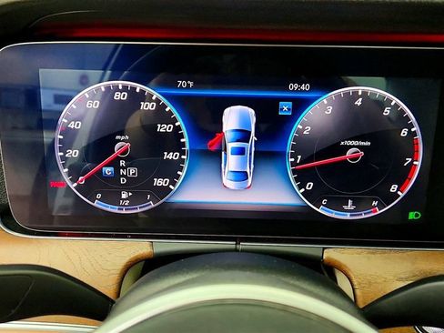 Used 2020 Mercedes-Benz E 350 4MATIC Sedan w/ Parking Assistance Package image 15