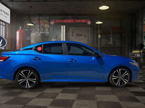 Used 2021 Nissan Sentra SR FWD image 7