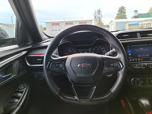 Used 2023 Chevrolet TrailBlazer RS w/ Convenience Package image 10