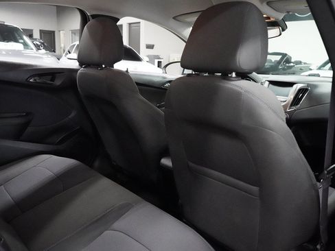 Used 2017 Chevrolet Cruze LT w/ Convenience Package FWD image 26