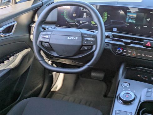 New 2026 Kia Sportage S AWD/4WD image 17